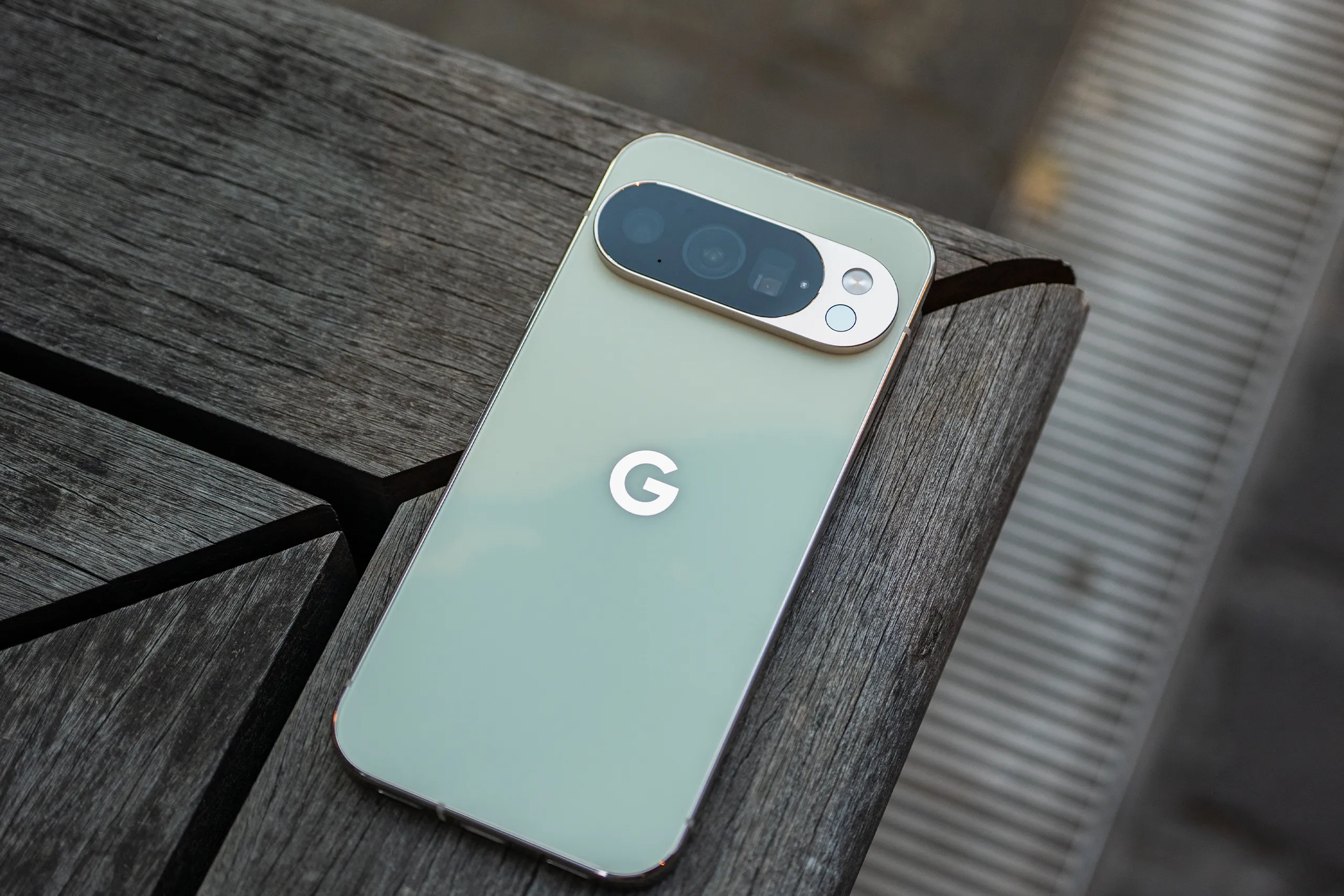 Fifteen Lucky Users Will Secretly Test the Next Pixel