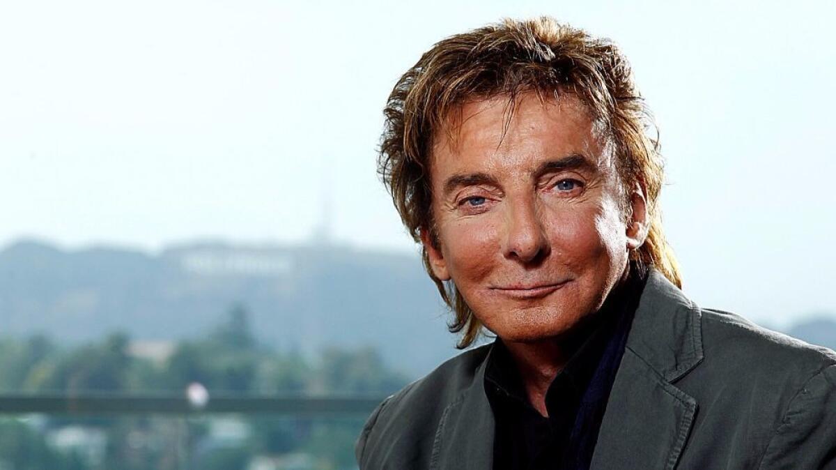 Barry Manilow Announces Lung Cancer Diagnosis, Plans Surgery